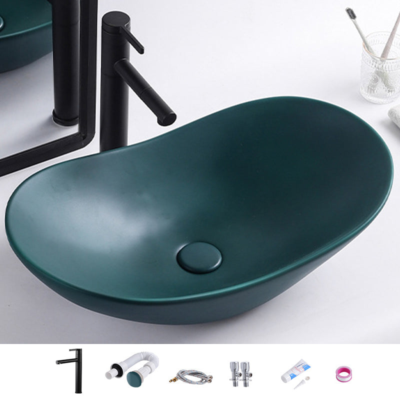 Modern Bathroom Sink Oval Bathroom Sink Overflow with Basin and Faucet
