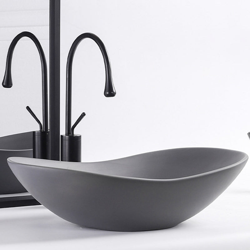 Modern Bathroom Sink Oval Bathroom Sink Overflow with Basin and Faucet