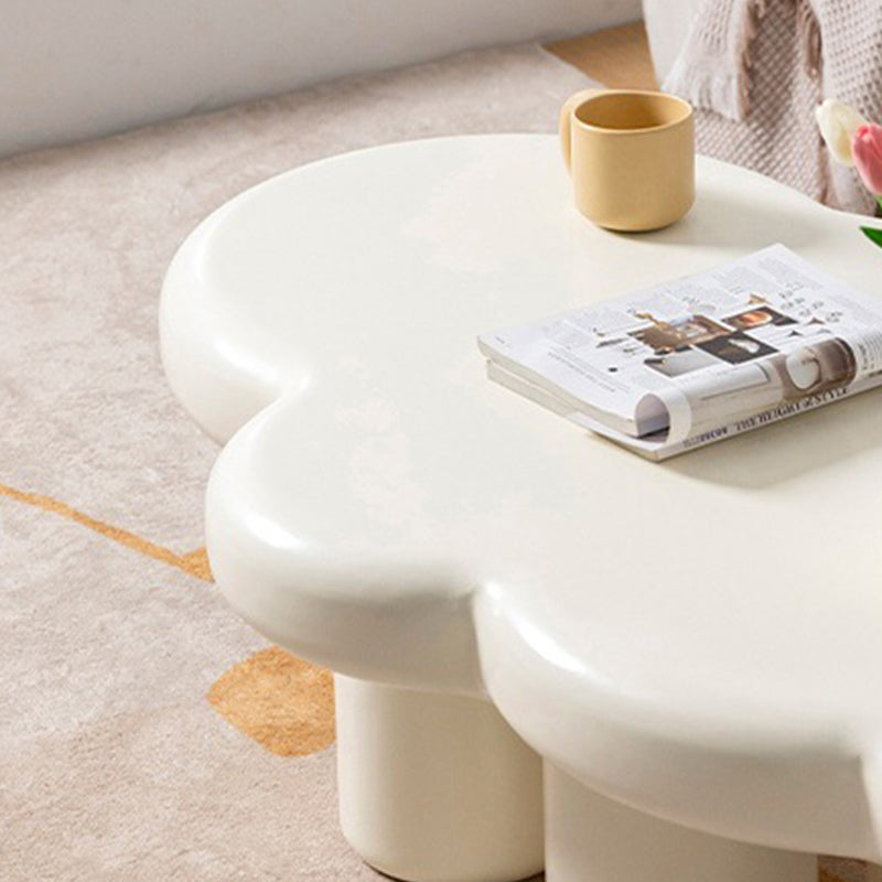 Scandinavian Beige Free Form Coffee Table with 4 Legs in Wood