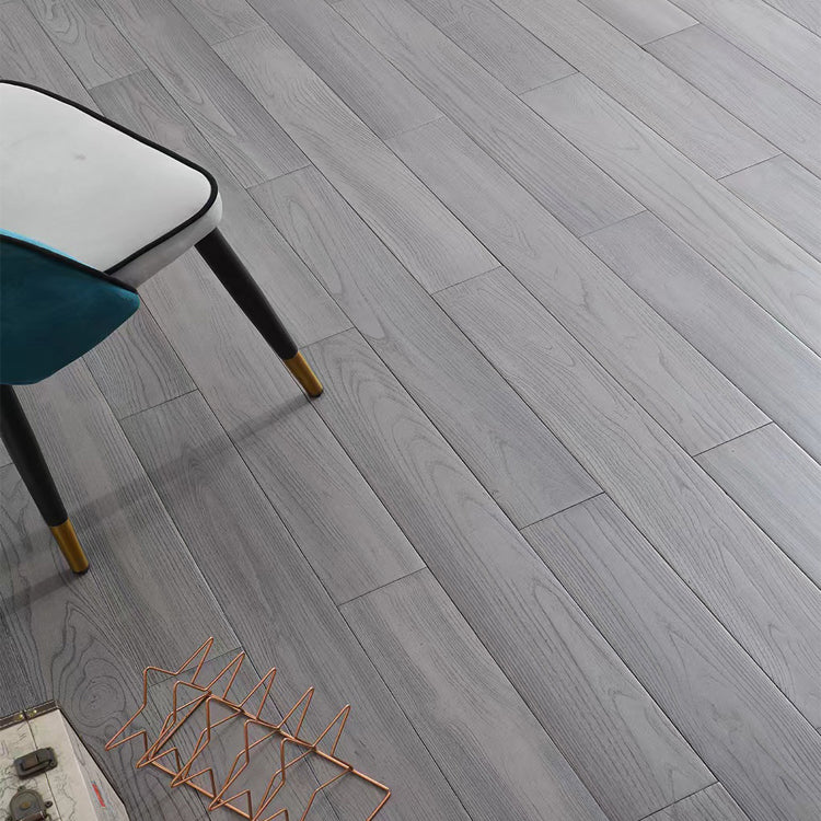 Slip Resistant Laminate Floor Groove Locking Laminate Plank Flooring