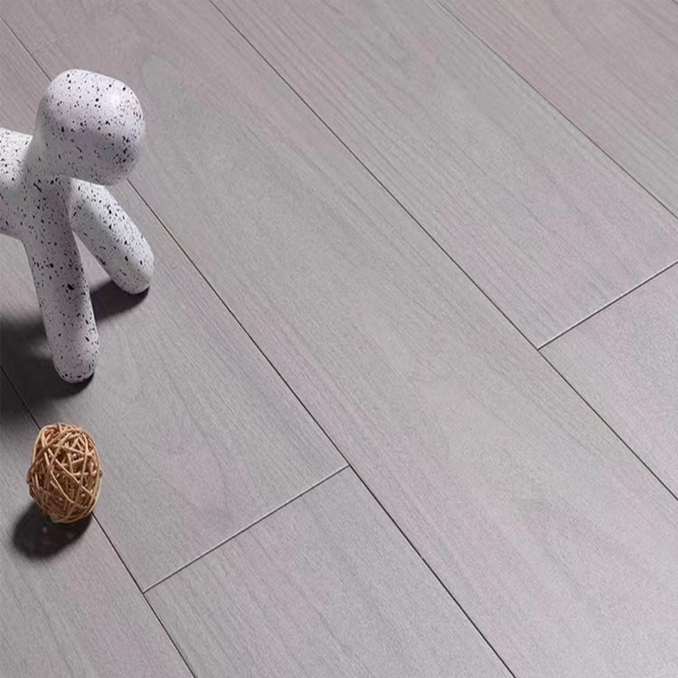 Slip Resistant Laminate Floor Groove Locking Laminate Plank Flooring