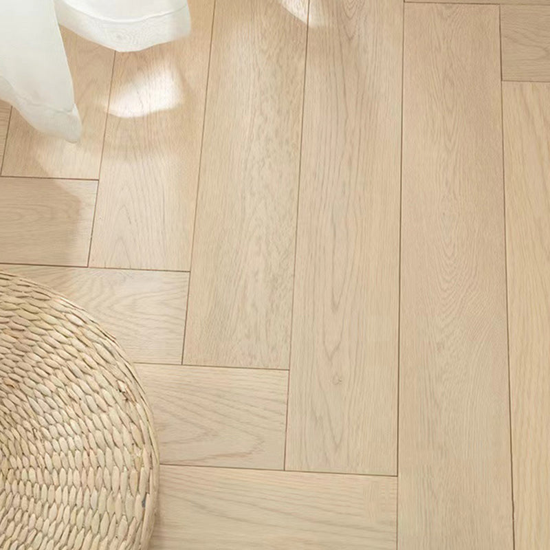 Contemporary Laminate Flooring Solid Wood Laminate Flooring with Light and Dark Color