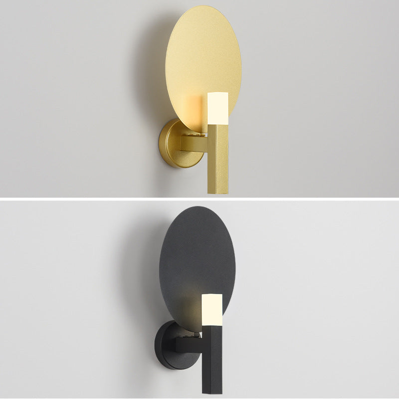 Modernism Single Wall Mounted Sconce Metallic Wall Light in Golden/Black Finish