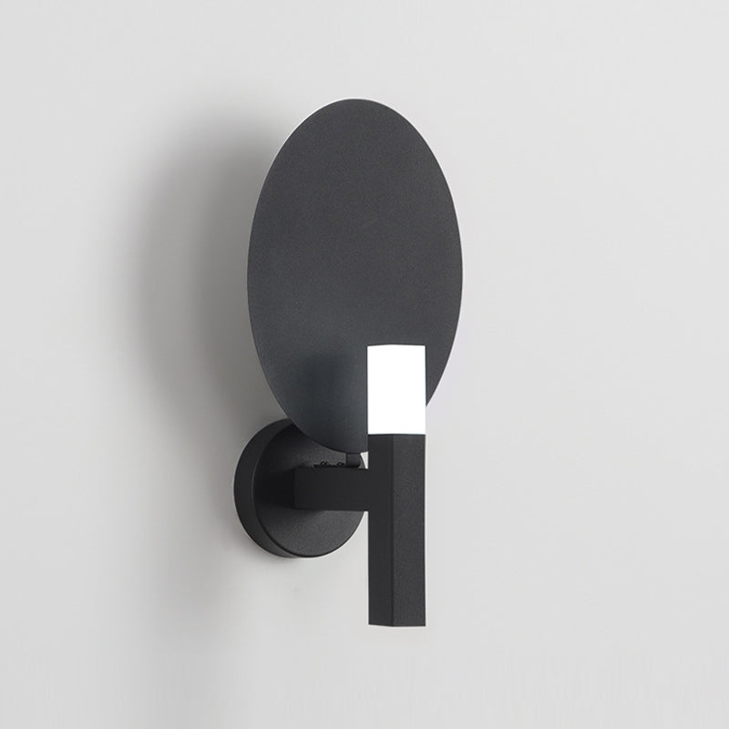 Modernism Single Wall Mounted Sconce Metallic Wall Light in Golden/Black Finish