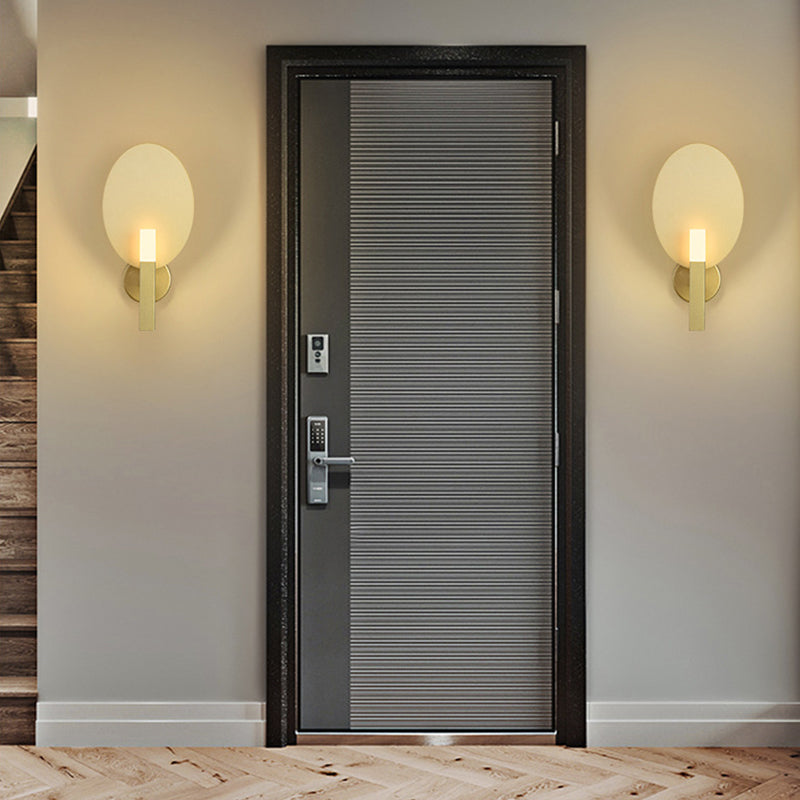 Modernism Single Wall Mounted Sconce Metallic Wall Light in Golden/Black Finish