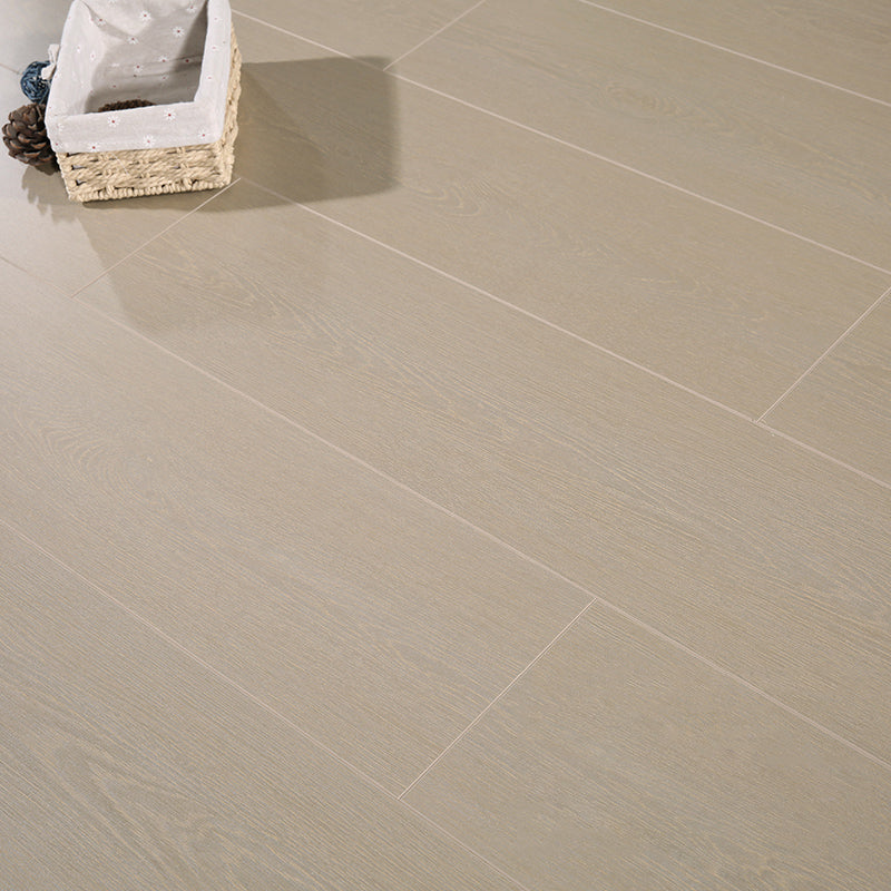 Contemporary Laminate Flooring Light Color Wooden Laminate Flooring