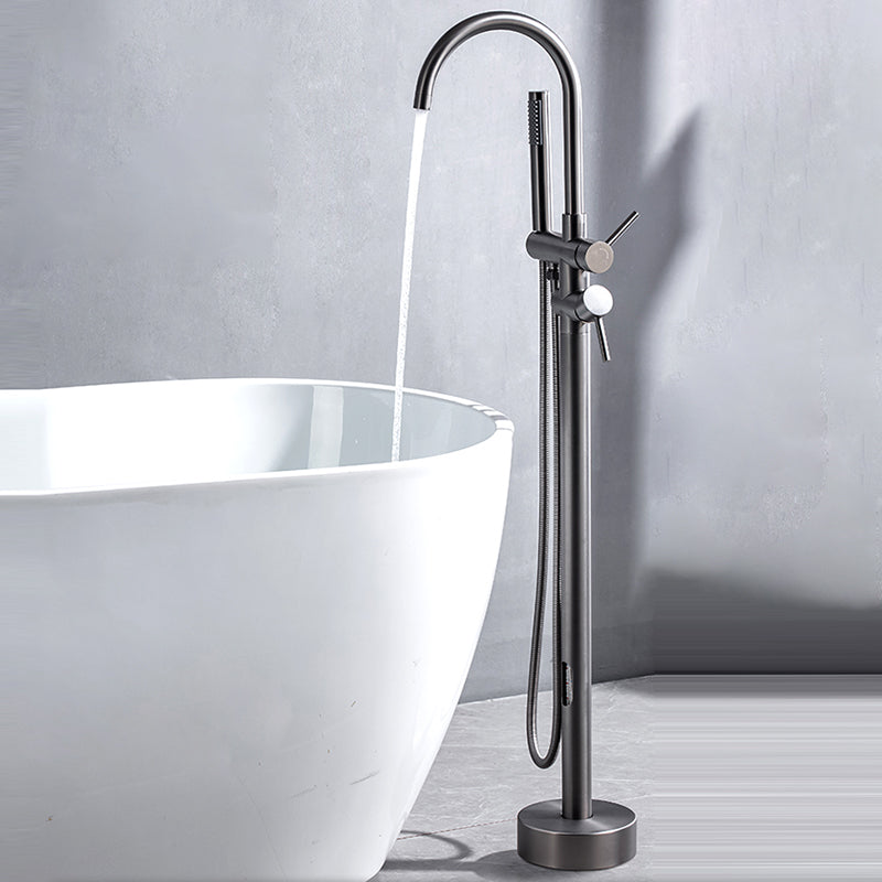 Floor Mounted Metal Freestanding Tub Filler High Arc Freestanding Faucet with Hose