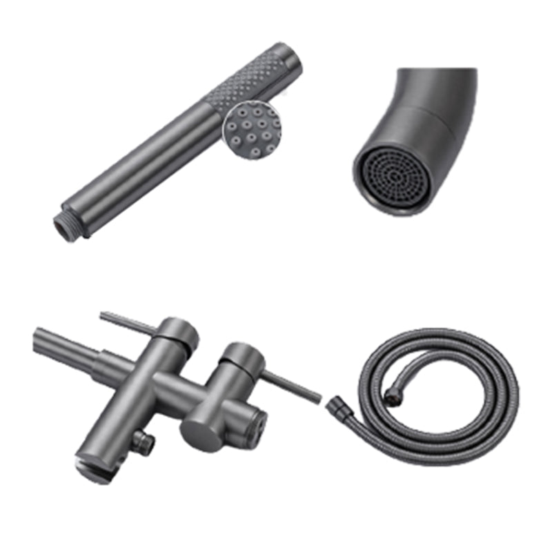 Floor Mounted Metal Freestanding Tub Filler High Arc Freestanding Faucet with Hose
