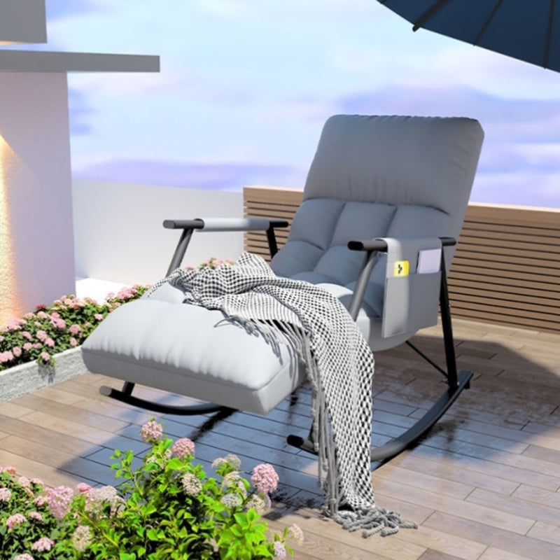 Modern Style Cushions Rocker Chair Spindle Rocker Chair with Metal Frame