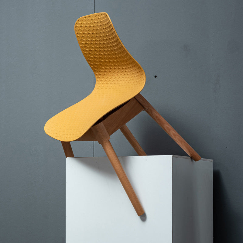 Nordic Style Plastic Chairs Armless Side Chairs with Wooden Legs for Kitchen