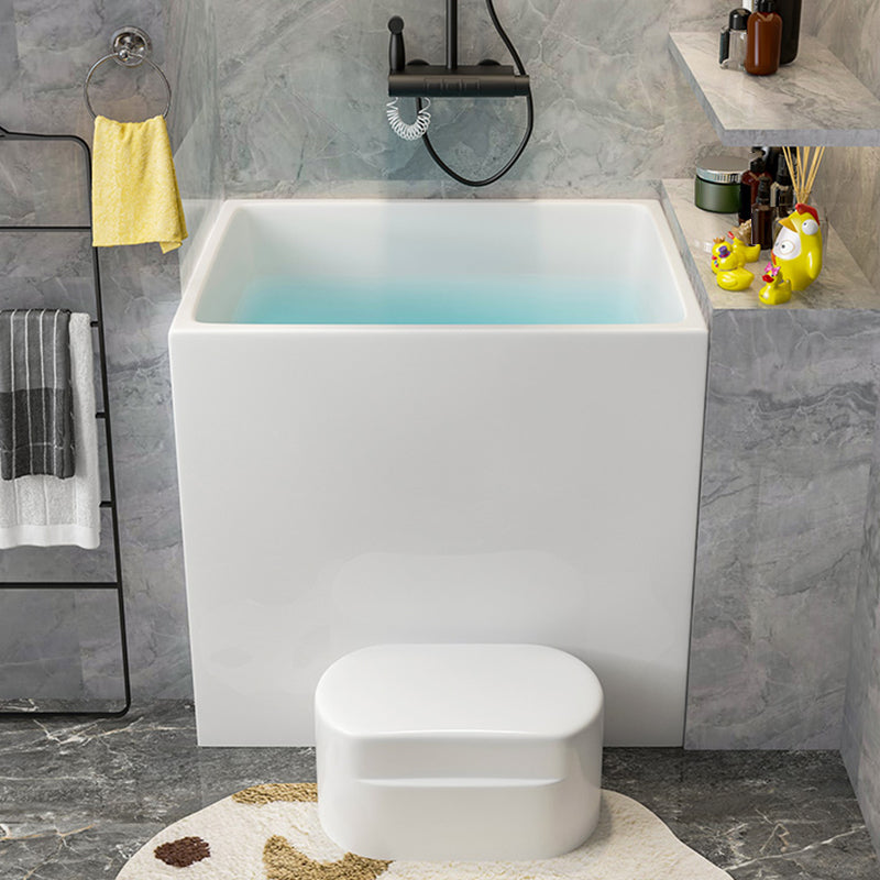 Modern White Rectangle Acrylic Bathtub Freestand Soaking Bathtub with Wood Bedplate