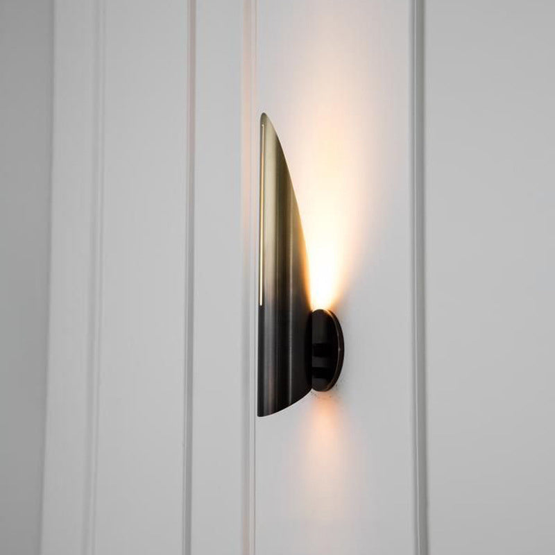 Gold Modern Wall Sconce Geometric Shape Wall Light with Metal Shade for Living Room