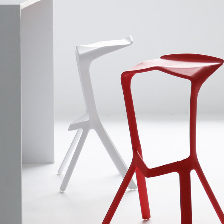 Industrial Plastic Bar Stool Indoor Stackable Bar Height Stool