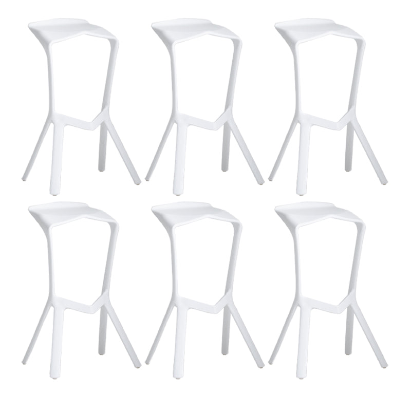 Industrial Plastic Bar Stool Indoor Stackable Bar Height Stool