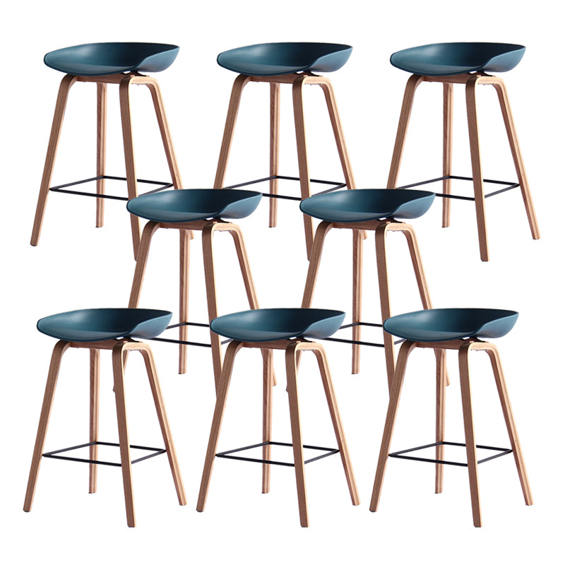 Scandinavian Solid Wood Legs Bar Stool Plastic Armless Bar Stool