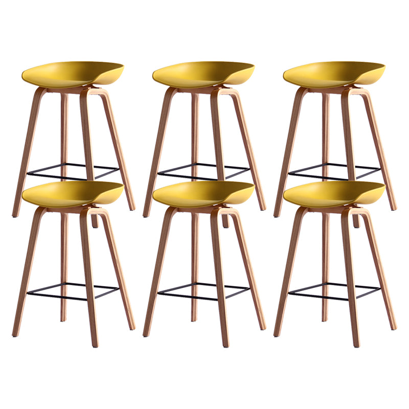 Scandinavian Solid Wood Legs Bar Stool Plastic Armless Bar Stool