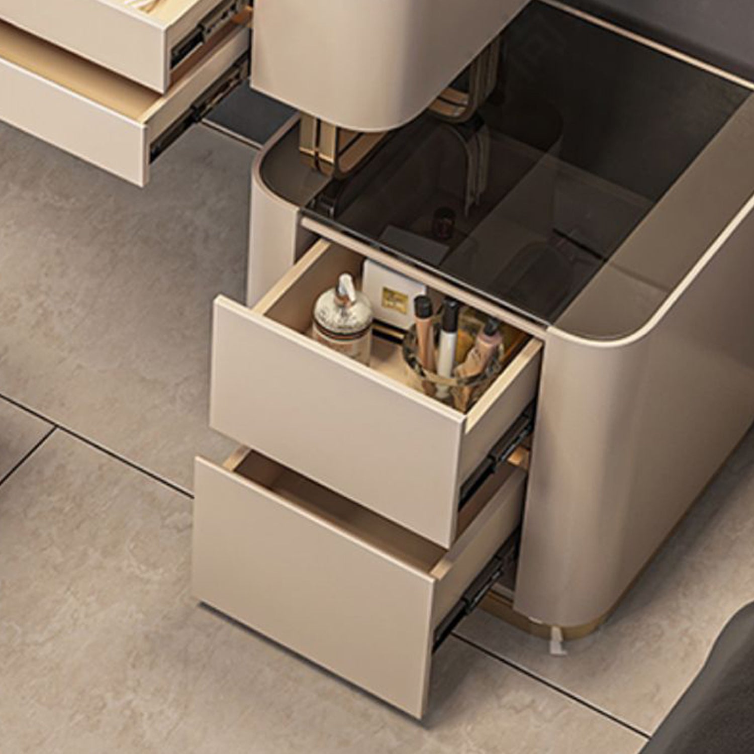 Luxurious Wood and Metal Make-up Vanity 5 Drawers & Lighted Mirror Dressing Table