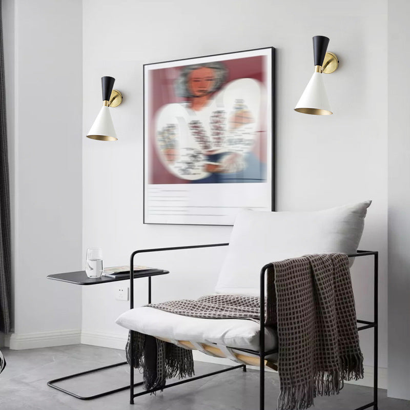 Metal Flare Shape Wall Light Modern Style 1 Light Wall Light Sconce in White