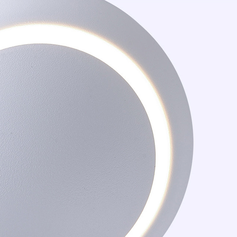 Round Disc Shape Wall Lamp Modern Style Acrylic 1 Light Sconce in Black / White