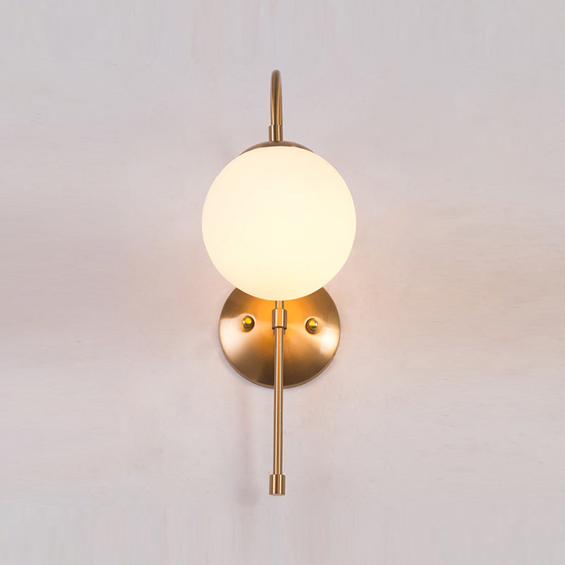 1 Light Unique Shape Wall Light Fixture Modern Wall Mounted Lighting in Gold Finish