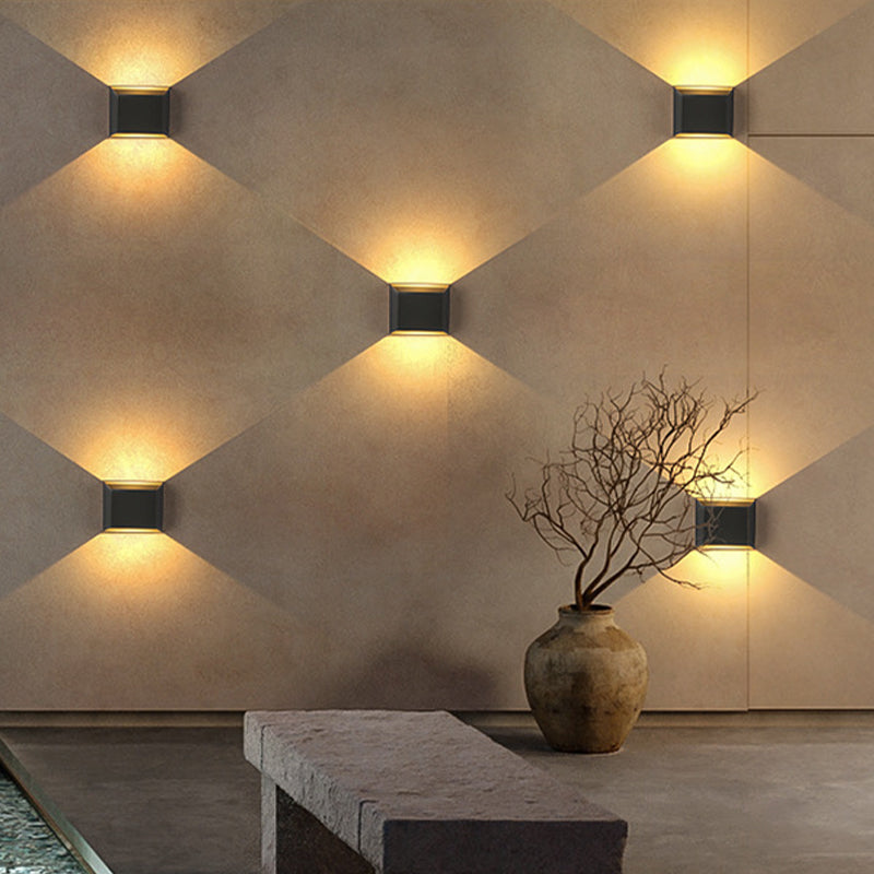 2 Lights Multi-Faceted Sconce Light Simplicity Metal Wall Mount Light