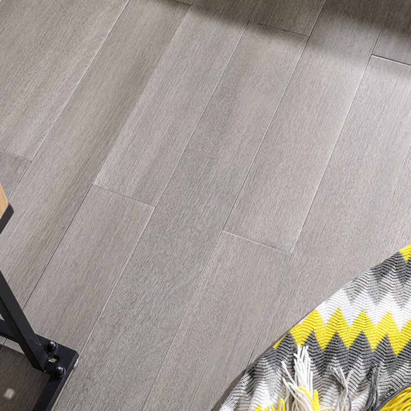 Trendy Laminate Flooring Wood Textured Indoor Laminate Floor