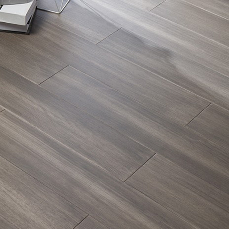 Trendy Laminate Flooring Wood Textured Indoor Laminate Floor