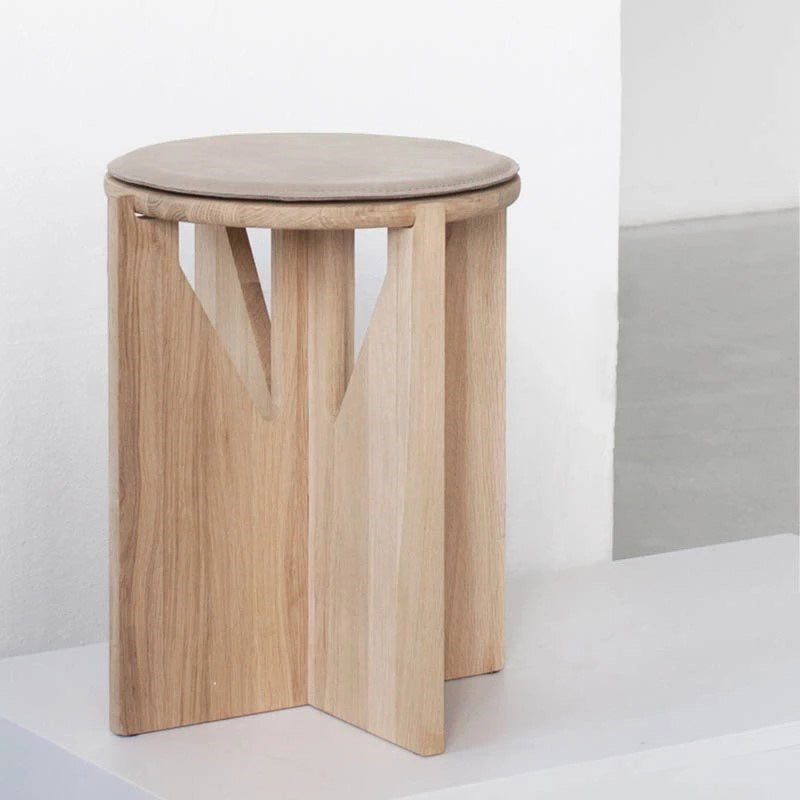 Solid Wood Coffee Table Contemporary Round Coffee or End Table in Black and Natural