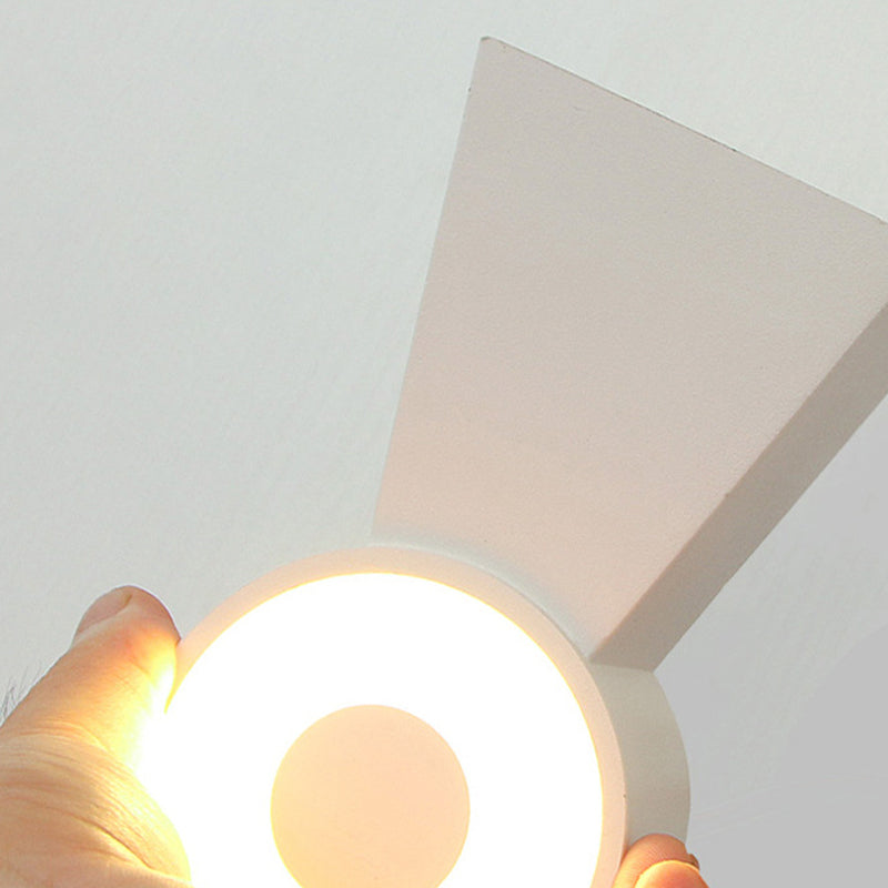 Contemporary Wall Light in Black / White Aluminum Wall Mount