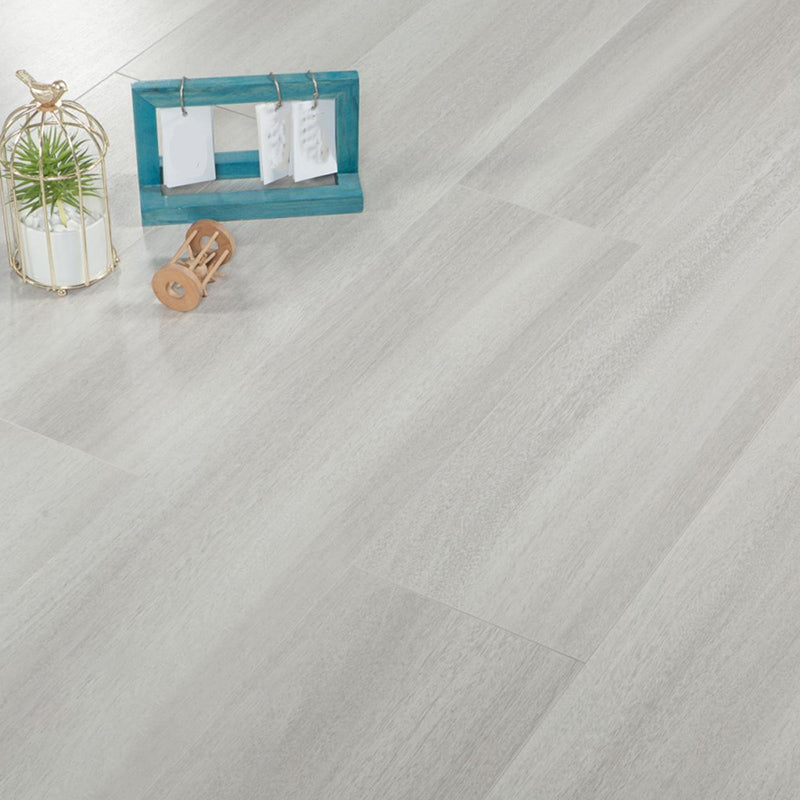 Pine Slip Resistant Laminate Plank Flooring Modern Laminate Floor