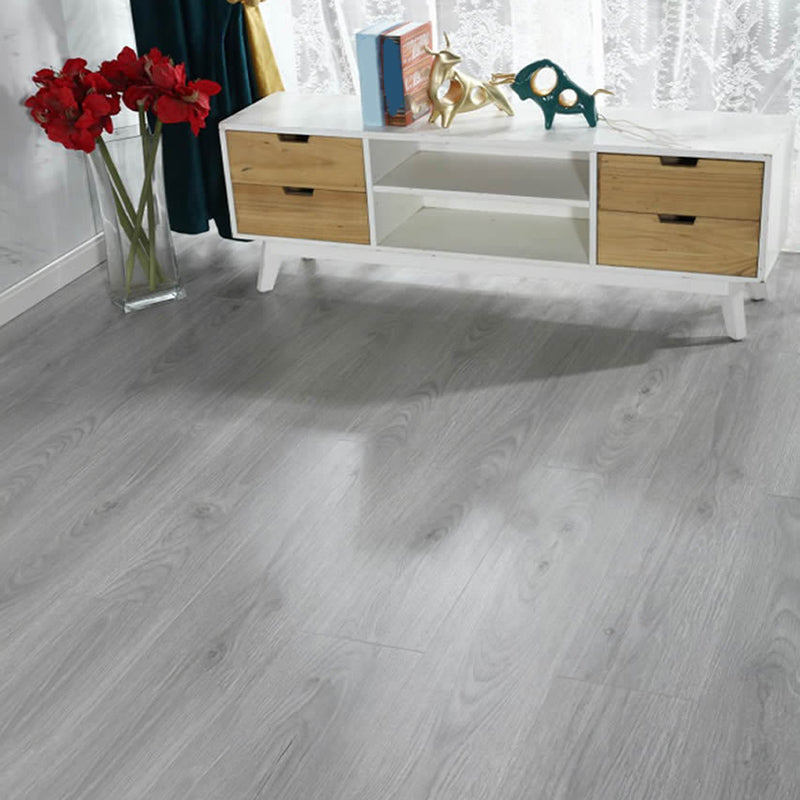 Pine Slip Resistant Laminate Plank Flooring Modern Laminate Floor