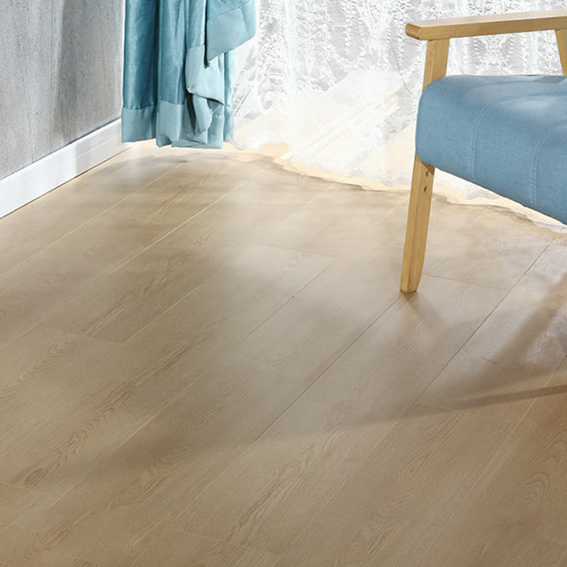 Pine Slip Resistant Laminate Plank Flooring Modern Laminate Floor