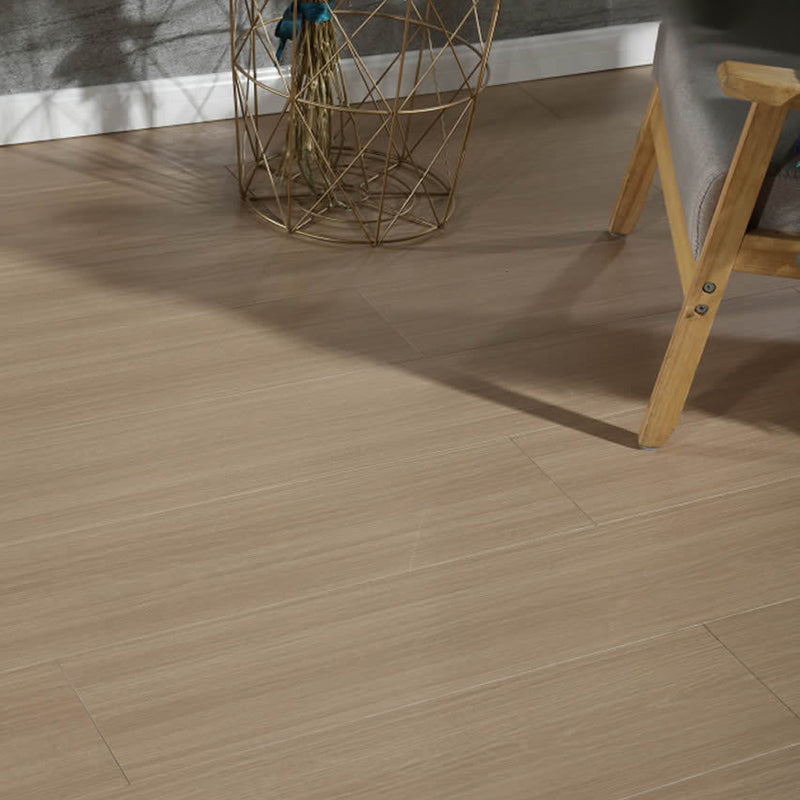 Pine Slip Resistant Laminate Plank Flooring Modern Laminate Floor