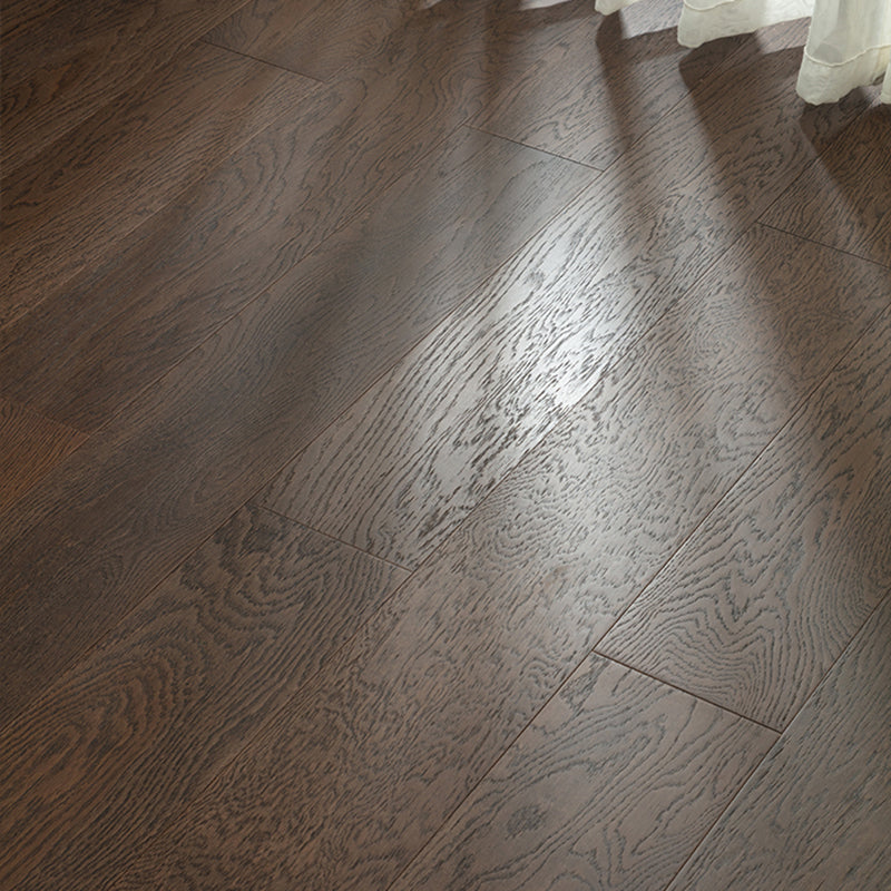 Modern Medium Laminate Flooring Natural Oak Laminate Plank Flooring