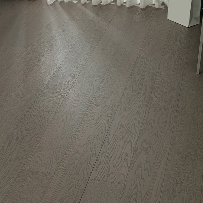 Modern Medium Laminate Flooring Natural Oak Laminate Plank Flooring
