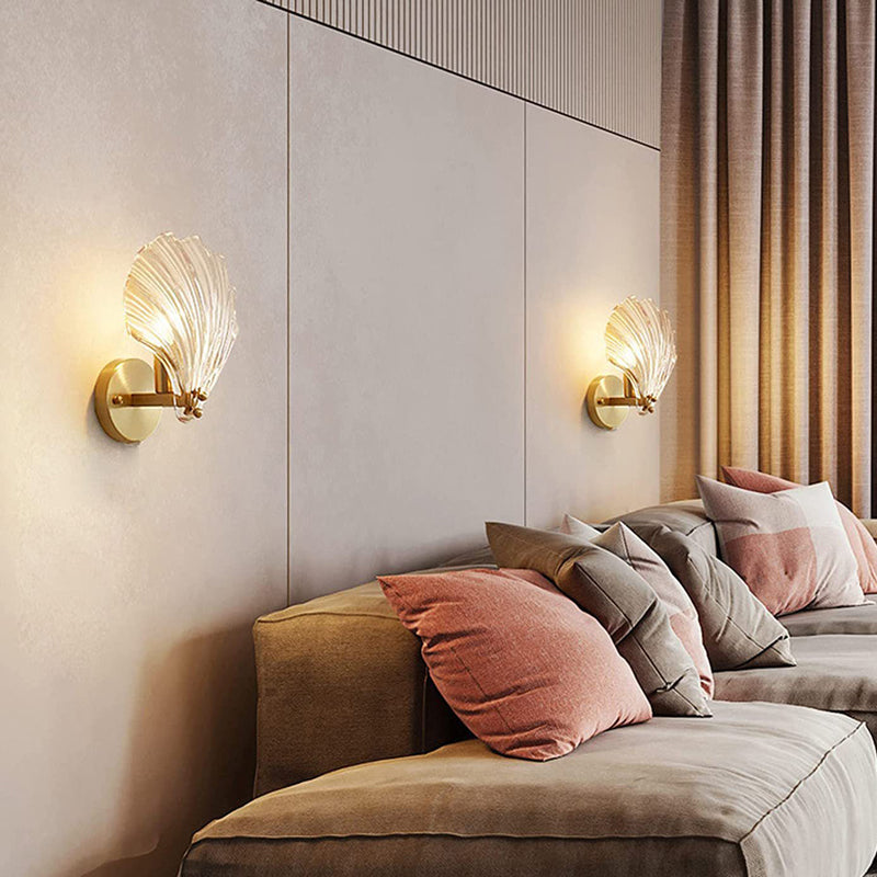 Shell Shape Wall Lamp Modern Style Glass 1 Light Wall Light in Clear