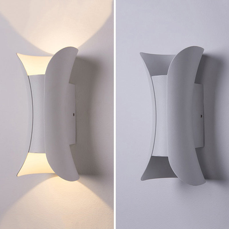 Curl Shape Wall Light Modern Style Metal 2 Lights Sconce for Living Room