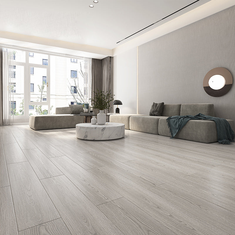 Modern Pine Laminate Flooring Click-Lock Waterproof Laminate Plank Flooring