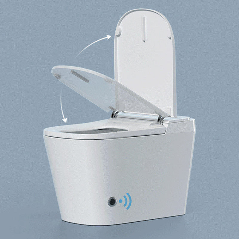 Modern White Skirted Toilet Bowl Siphon Jet Toilet with Seat for Bathroom