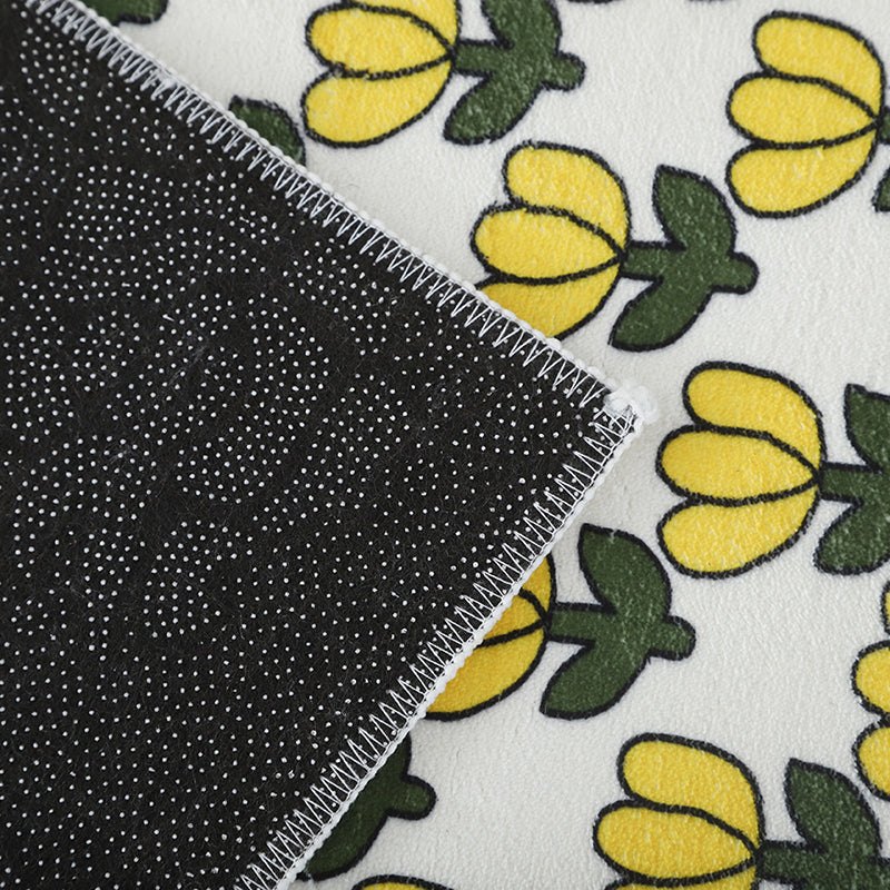 Flower Pattern Simple Rug Polyester Yellow Rug Washable Rug for Home Decor