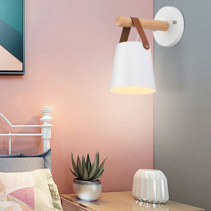 Modern Style Metallic Wall Light Minimalist Wall Light Sconce for Bedroom