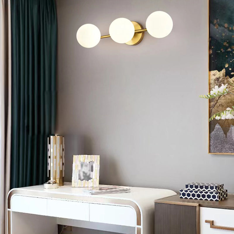 Nordic Style Golden Vanity Light Ball Shape Vanity Lamp for Shower Room