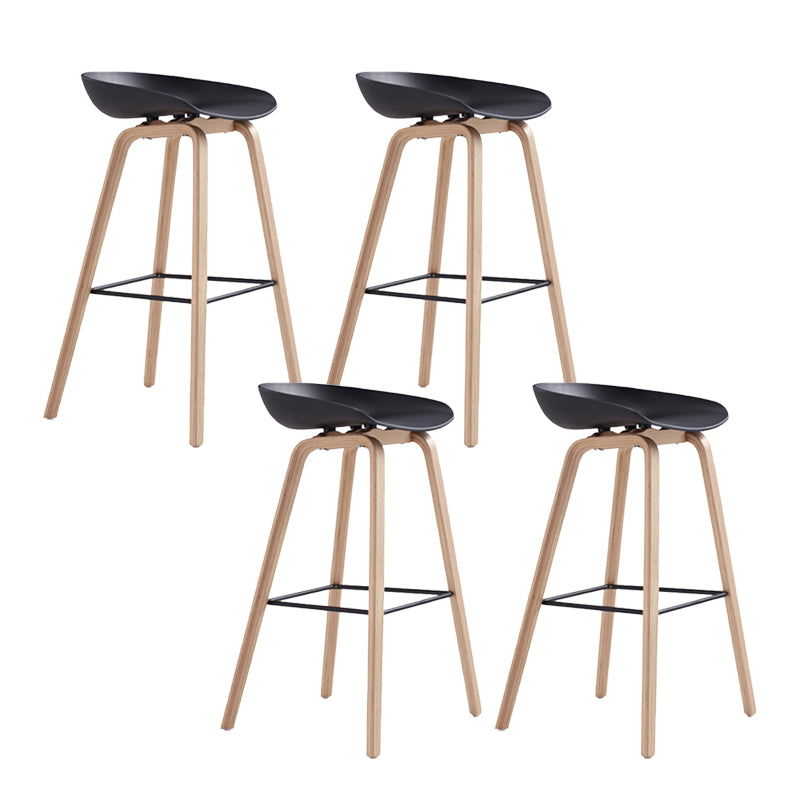 Indoor Plastic Bucket Seat Scandinavian Armless Bar Height Stool with Wood Legs