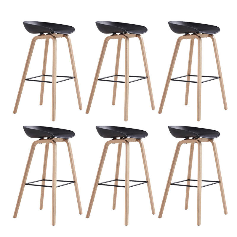 Indoor Plastic Bucket Seat Scandinavian Armless Bar Height Stool with Wood Legs