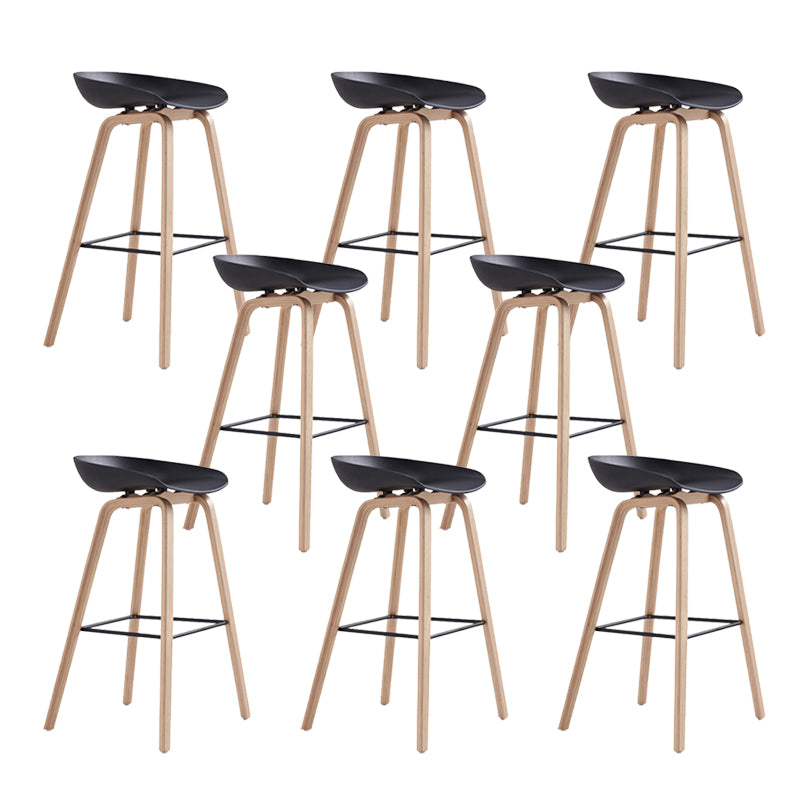 Indoor Plastic Bucket Seat Scandinavian Armless Bar Height Stool with Wood Legs