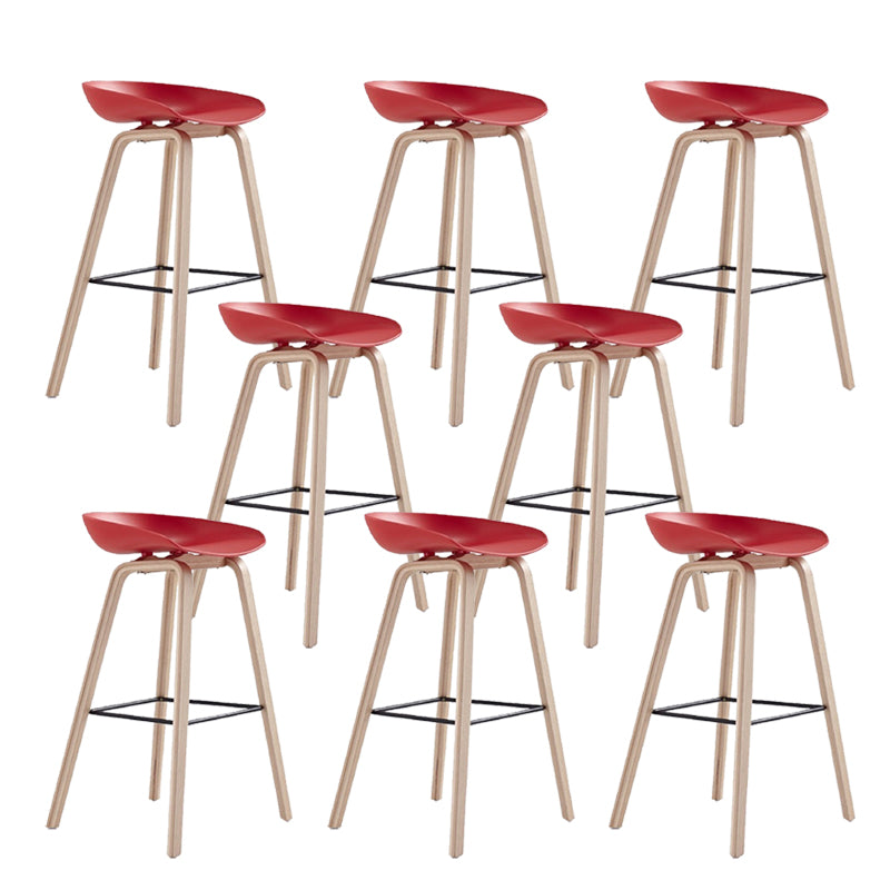 Indoor Plastic Bucket Seat Scandinavian Armless Bar Height Stool with Wood Legs
