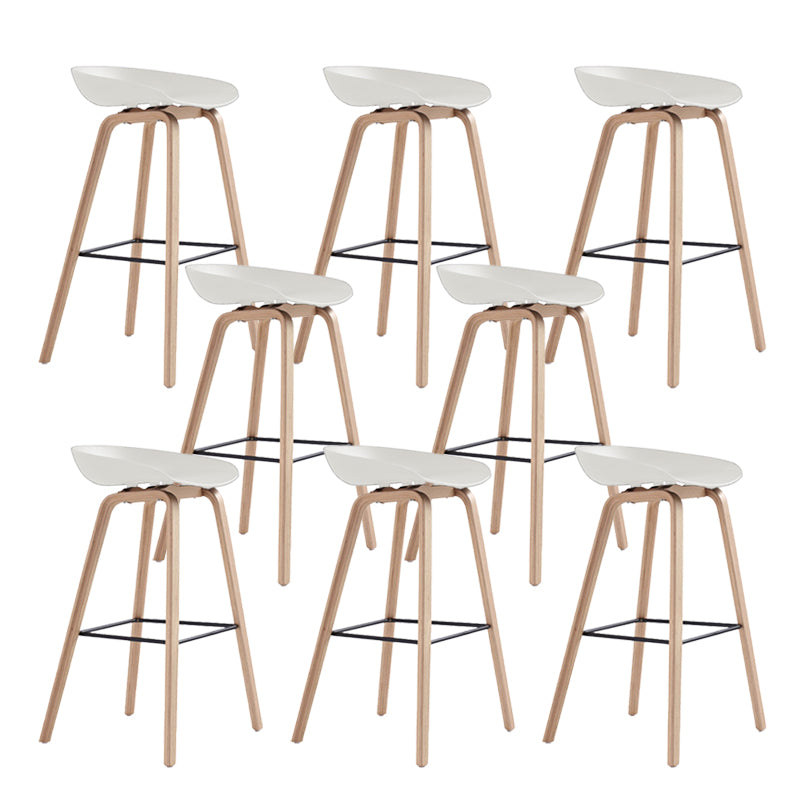 Indoor Plastic Bucket Seat Scandinavian Armless Bar Height Stool with Wood Legs