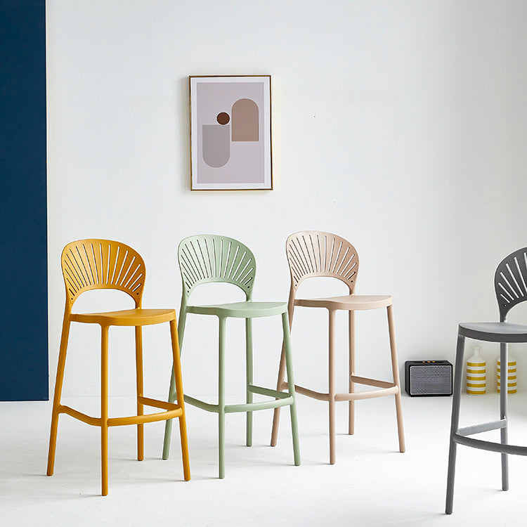 Industrial Armless Low Back Bar Stool Indoor Stackable Plastic Bar Stool