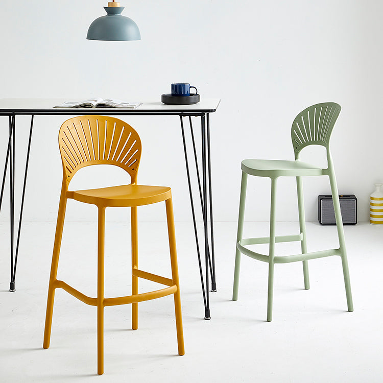 Industrial Armless Low Back Bar Stool Indoor Stackable Plastic Bar Stool