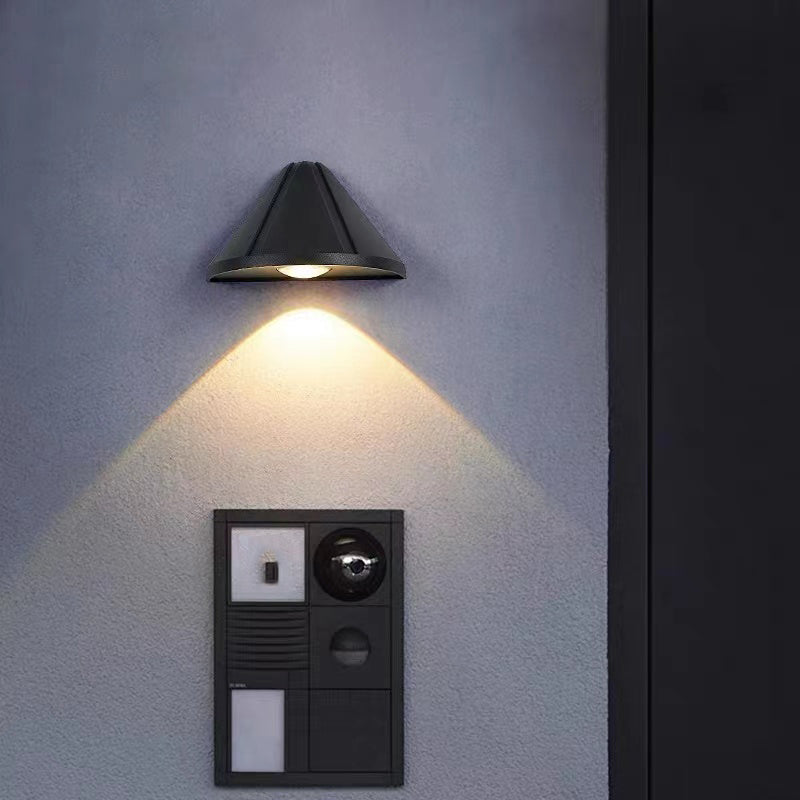Modern Style Triangle Shade Wall Lamp Metal 1 Light Sconces for Outdoor